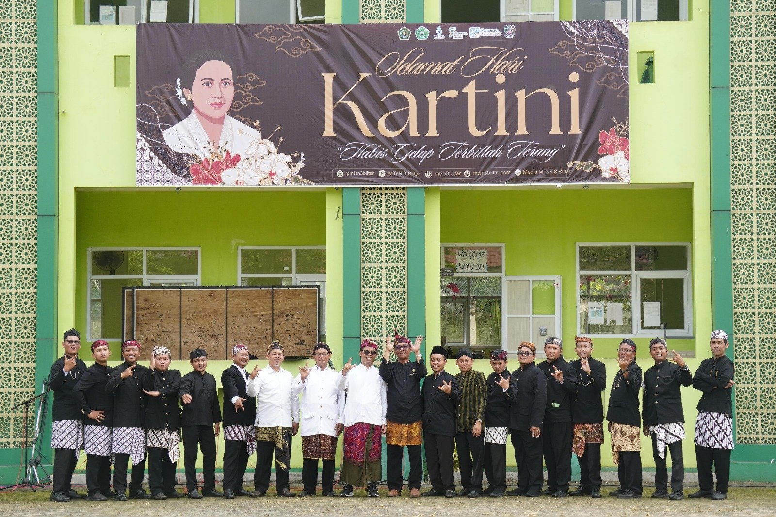 WhatsApp Image 2026-04-21 at 09.11.53