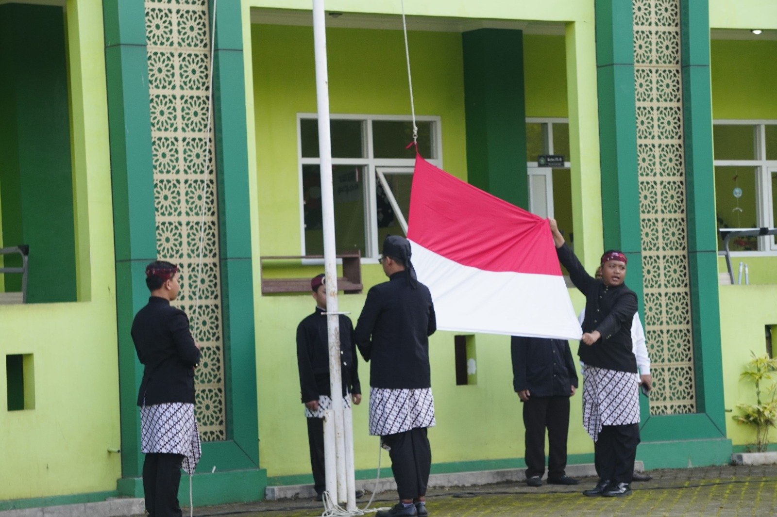 WhatsApp Image 2026-04-21 at 09.12.02