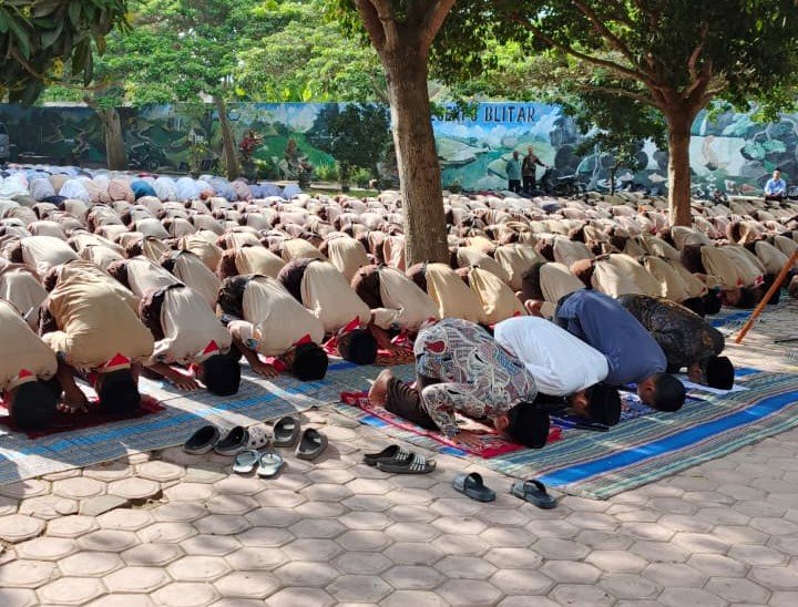 KEGIATAN DI HARI JUMAT YANG PENUH BERKAH